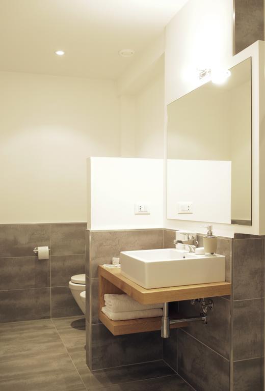 ペスカーラ Le Stanze Sul Corso Bed & Breakfast エクステリア 写真