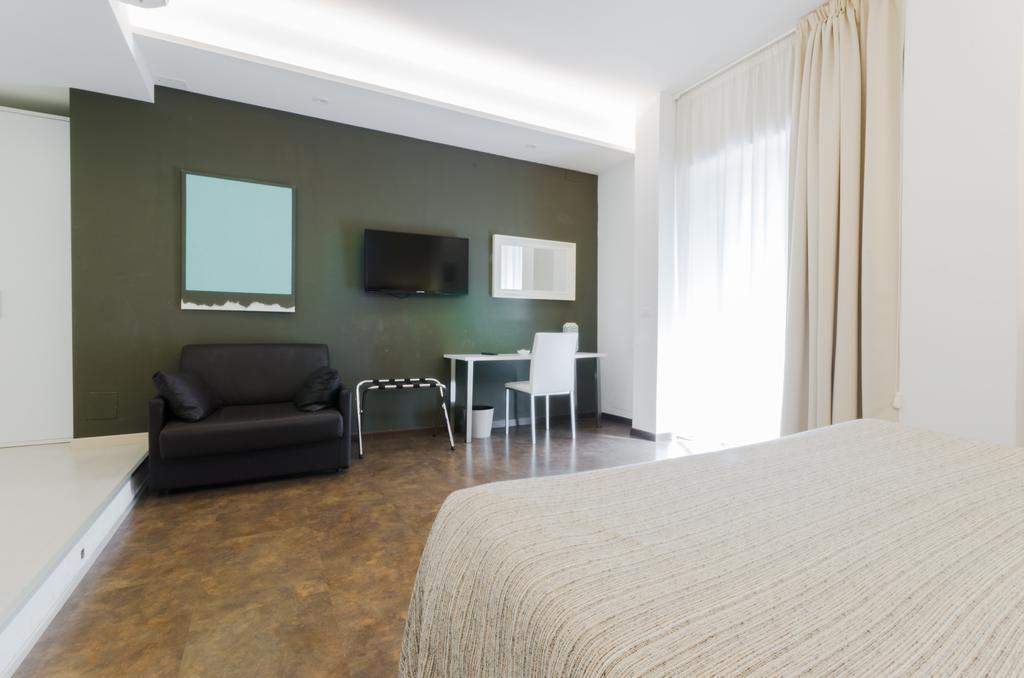 ペスカーラ Le Stanze Sul Corso Bed & Breakfast エクステリア 写真