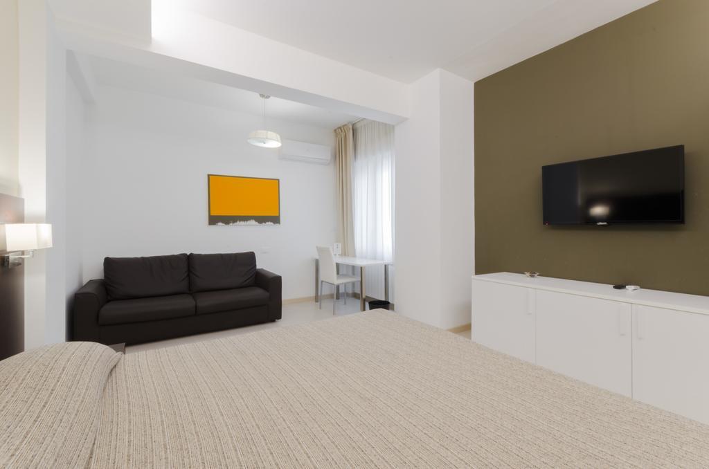 ペスカーラ Le Stanze Sul Corso Bed & Breakfast エクステリア 写真